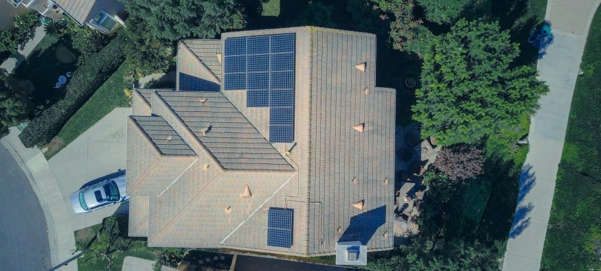Energia-transparente-autoconsumo-y-energia-solar-scaled.jpg