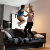 Cómo pagar menos en la factura de la luz: guía para hogares
